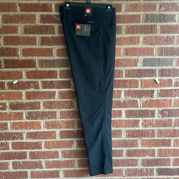 Quiksilver Slim Fit Stretch Tech Woven Pants - Picture 1 of 8